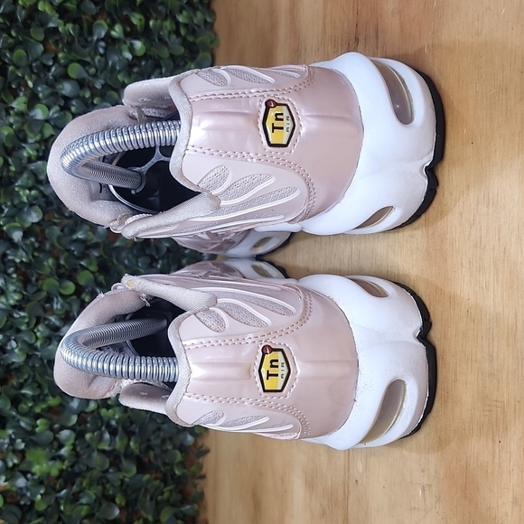 Nike Air Max Plus Premium Barely Rose | Size: 6.5 (Womens) | Light Pink - Picture 4 of 8